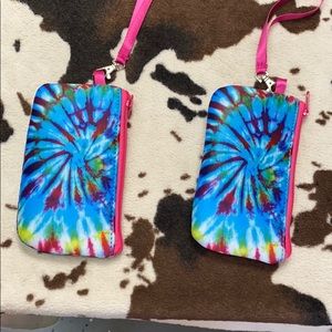 Tye dye wrist wallet